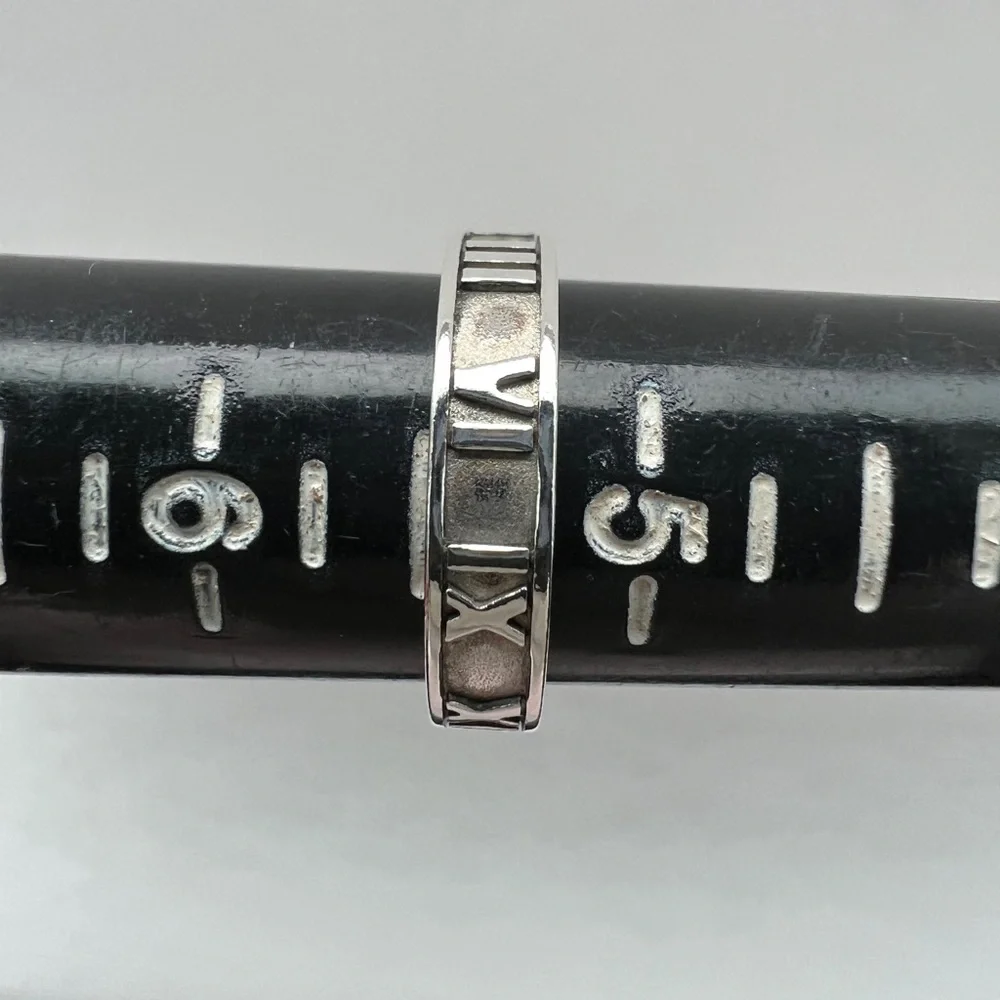 Atlas ring